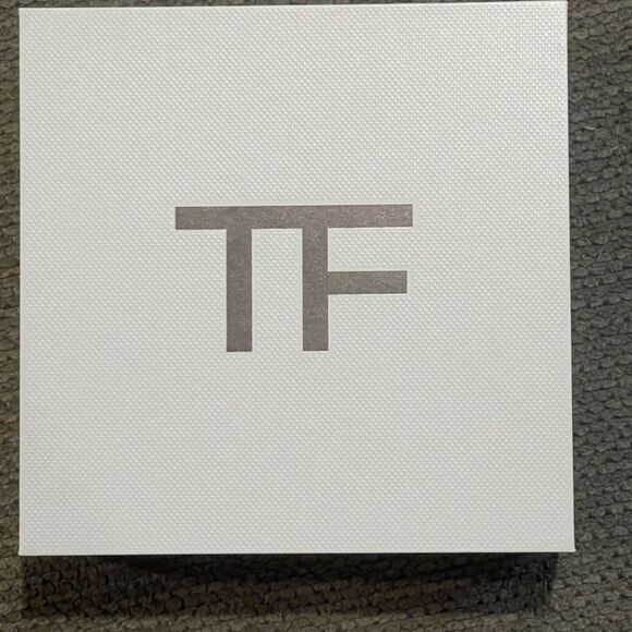 Tom Ford Eye Color Quad & Lip Color Mini Deluxe Set - Picture 4 of 5